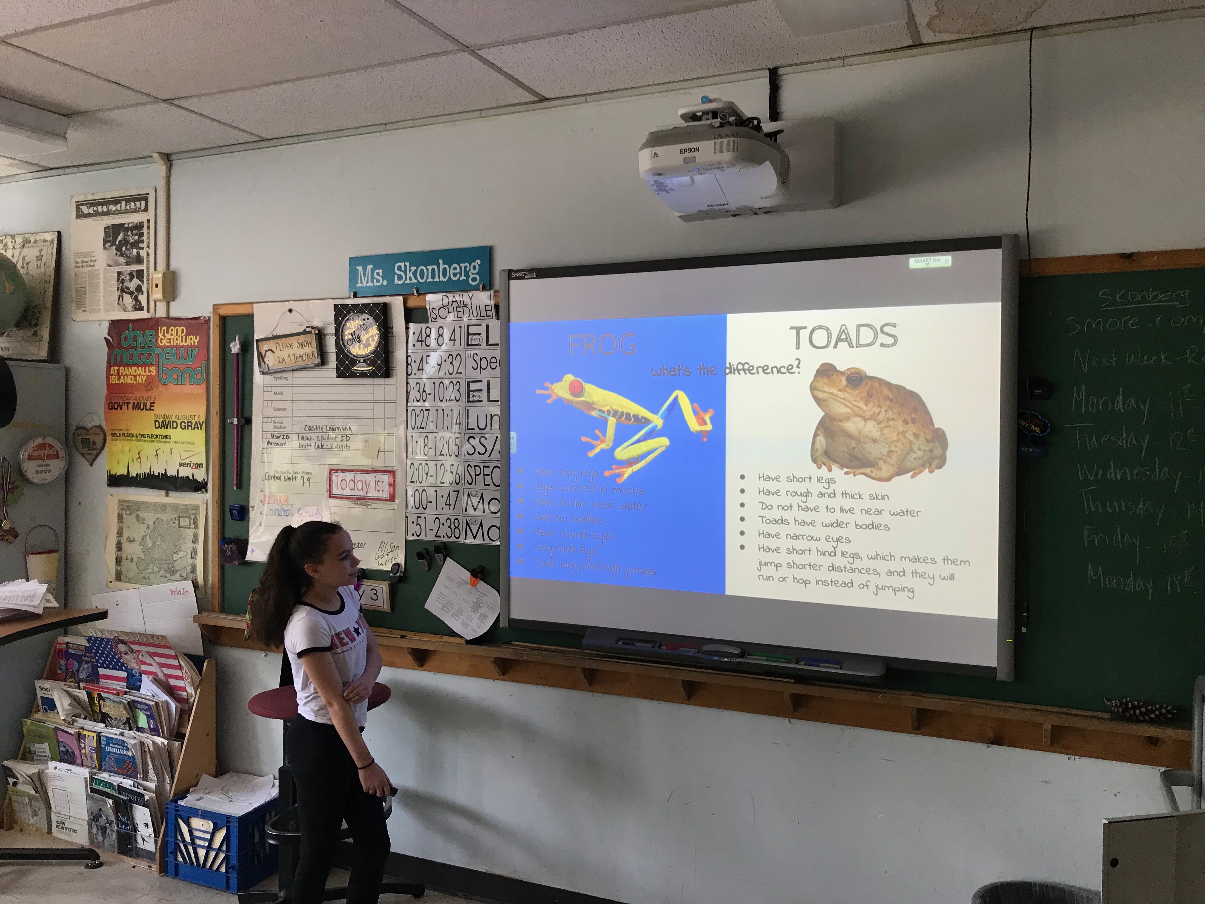 Student presenting for Genius Hour about frogs and toads.