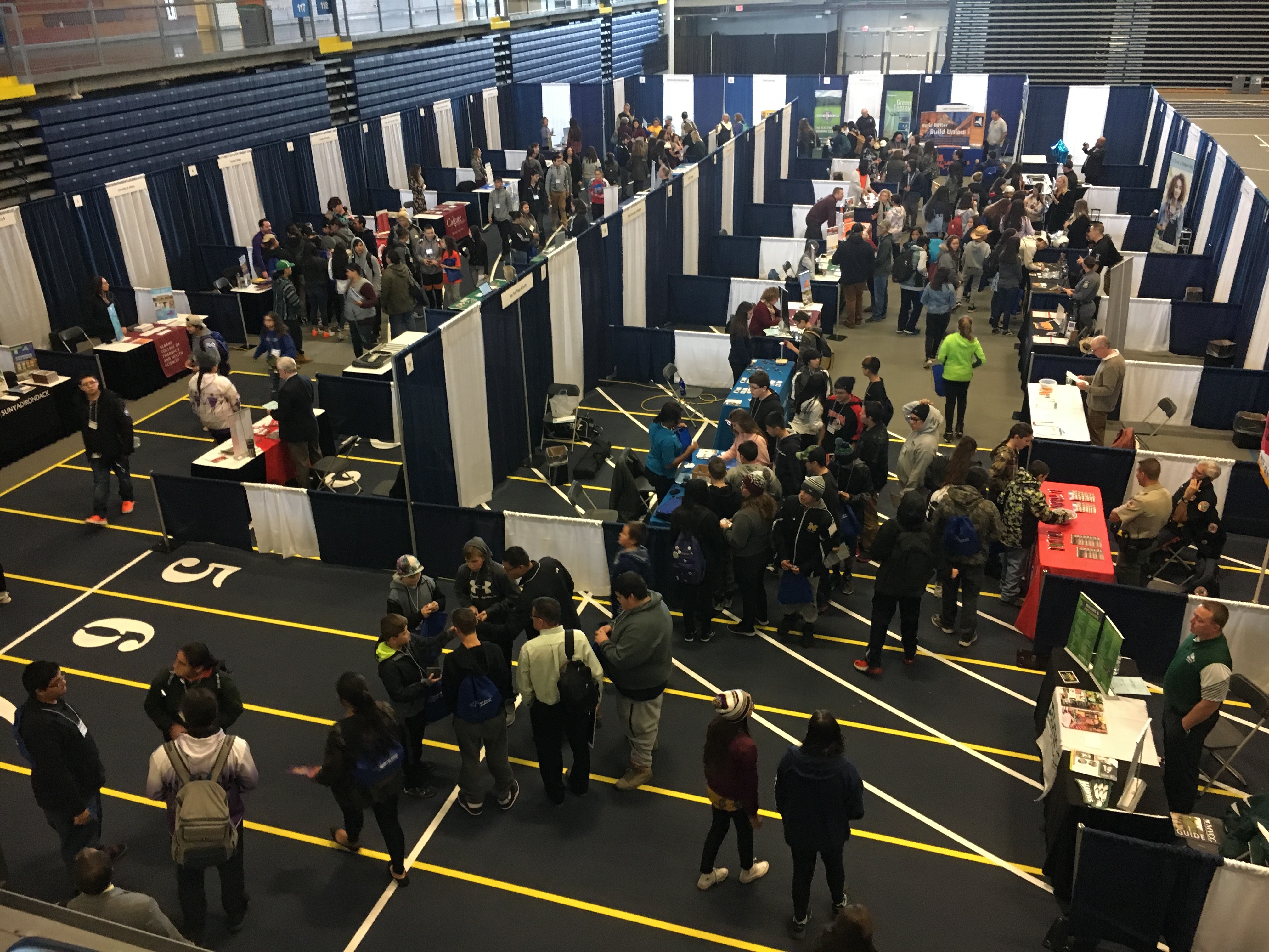 Onondaga Community College Fair