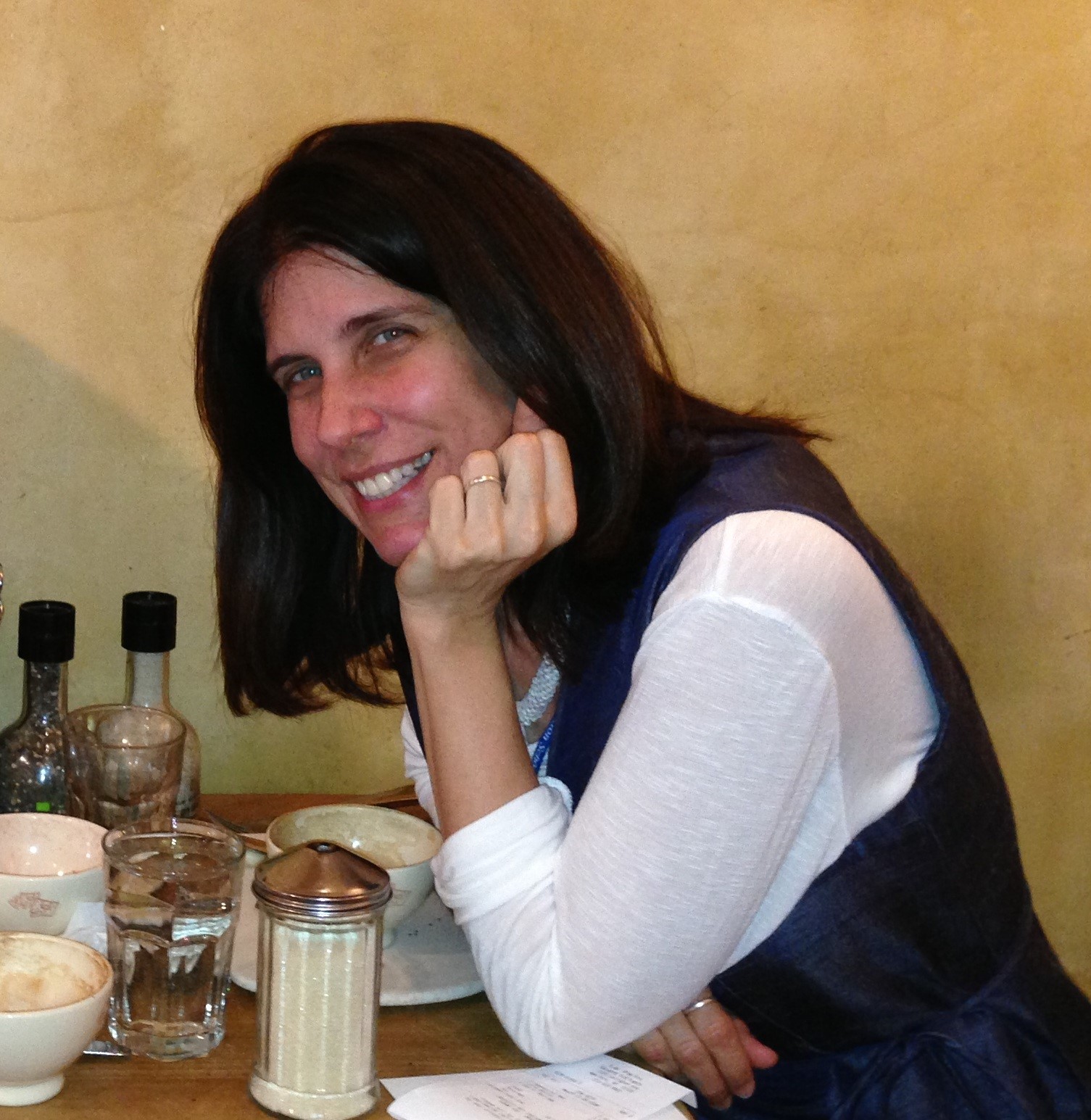 Photo of presenter - Dr. Lori Langer de Ramirez